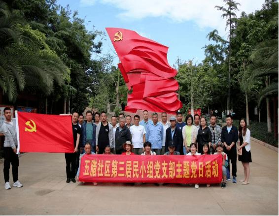 救过成龙一命，帮谢霆锋父亲解决千万赌债，何鸿燊当年帮助过多少人？游戏画面