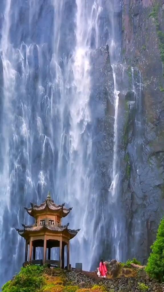 如果所有主播参加大逃杀，谁会活到最后？游戏画面